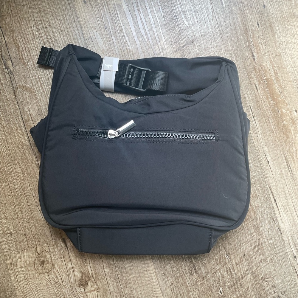 Maison Ginza Puff Bag - Picture 3 of 3